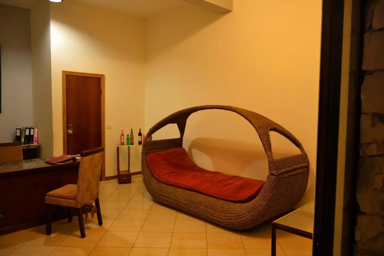 Hotel Aquamarina Suites Santa María